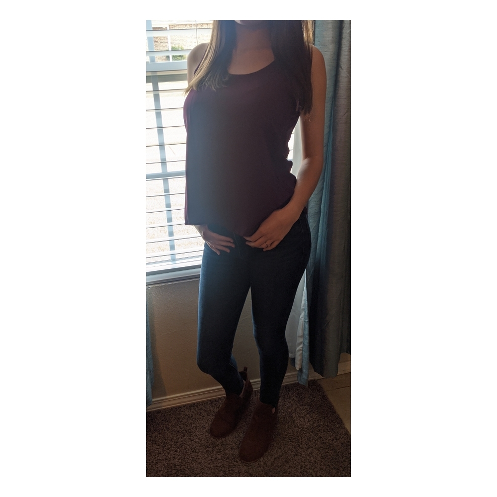 Maroon Tank Top. - Picture 4 of 4
